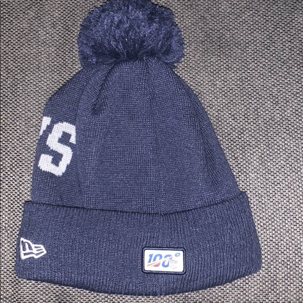 Knit hat - Picture 2 of 3